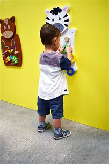 Wall game - match shapes - zebra